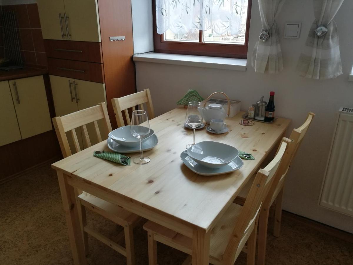 קאספרסקה הורי Apartman Mocca מראה חיצוני תמונה