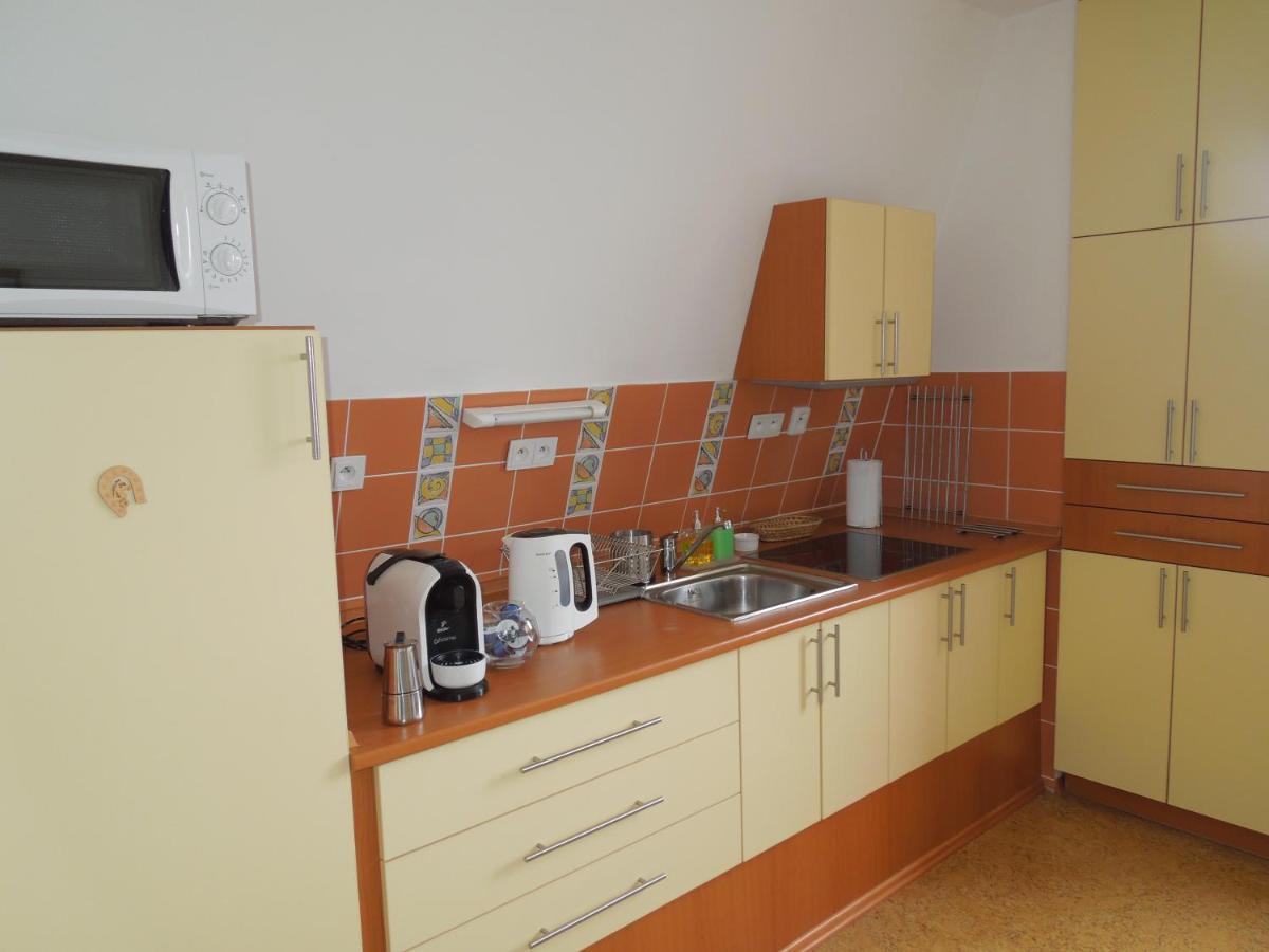 קאספרסקה הורי Apartman Mocca מראה חיצוני תמונה